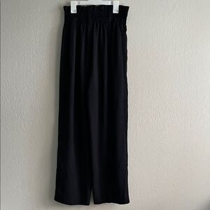 Like New! J.Crew Black Wide-Leg Pull on Pants in Size 4